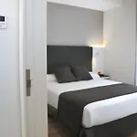 Hotel Sitges Rooms 홈스테이 시체스