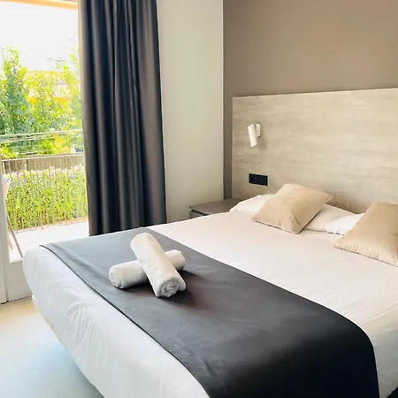 Hotel Sitges Rooms منزل للإقامة سيدجيس