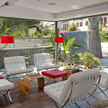 Hotel Sitges Rooms منزل للإقامة