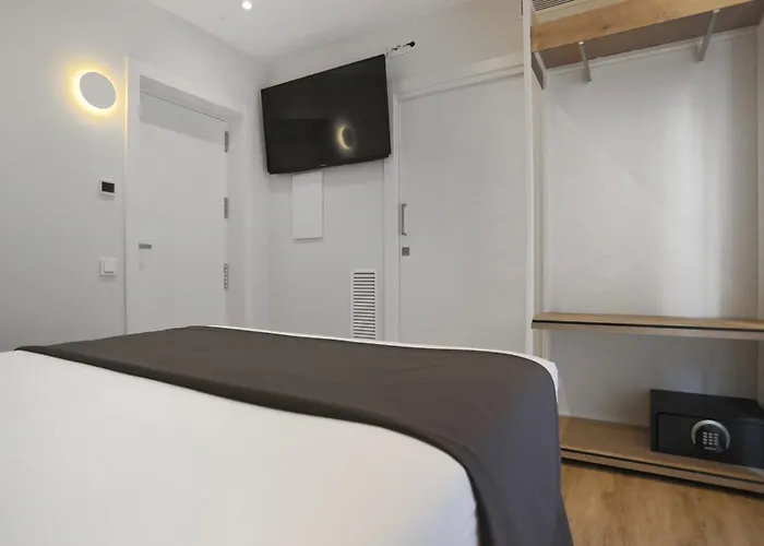 Проживание в семье Hotel Sitges Rooms Сиджес