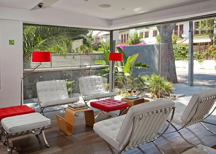 Hotel Sitges Rooms منزل للإقامة