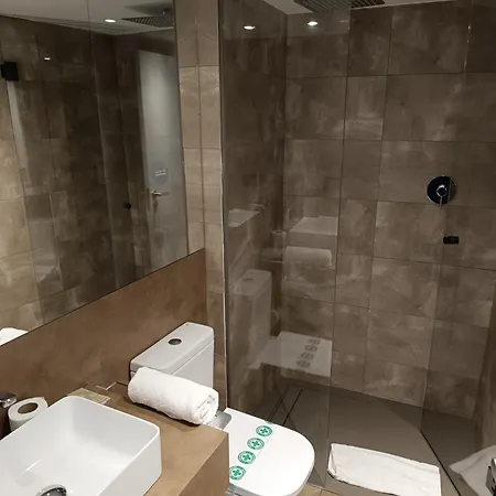 Pansiyon Hotel Sitges Rooms